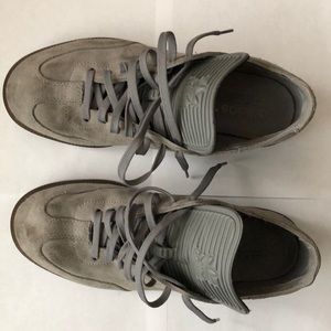 Adidas Samba Grey Suede/Gum Size 9 Men’s